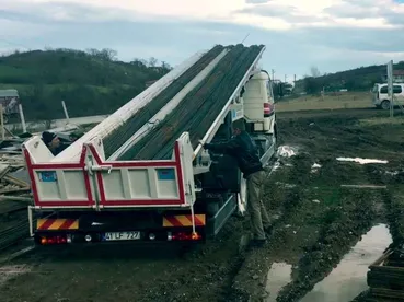 Fatih Tır Bazında Kesilmiş Demir